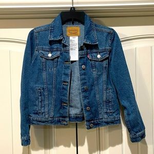 Levi’s Girl’s Denim Trucker Jacket Size Large